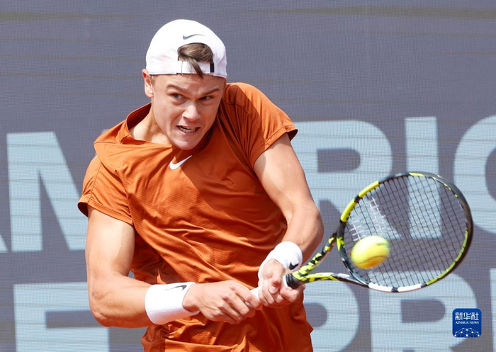 也逐渐打破 也逐渐打破